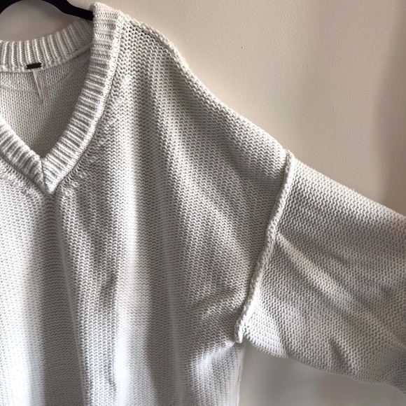Free People Alli V Neck Sweater Optic White Women’s XL Oversized Chunky Knit - Picture 7 of 12